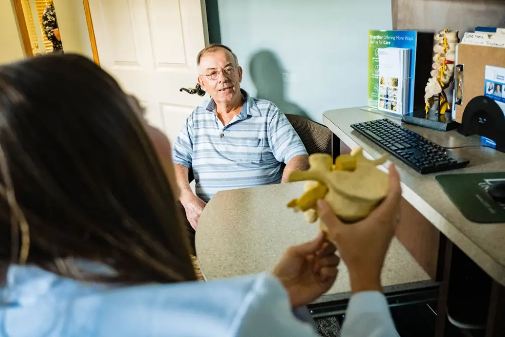 Which joints can be affected by osteoarthritis